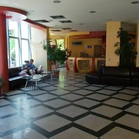 호텔 Kamenec 키텐