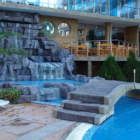 Kamenec Hotell 4*