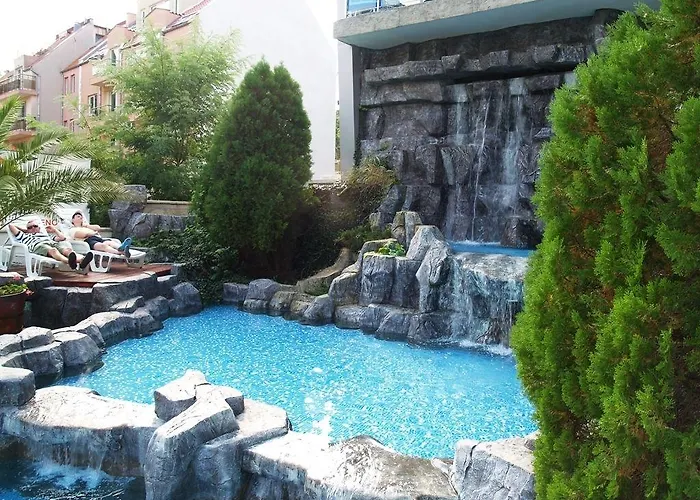 Kamenec Szálloda Kiten